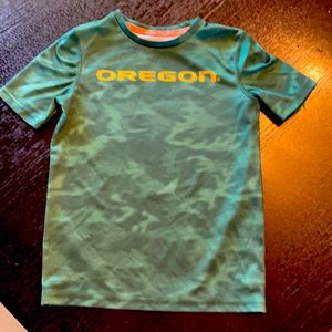 University of Oregon Ducks Dri Tek t-shirt 5/6
